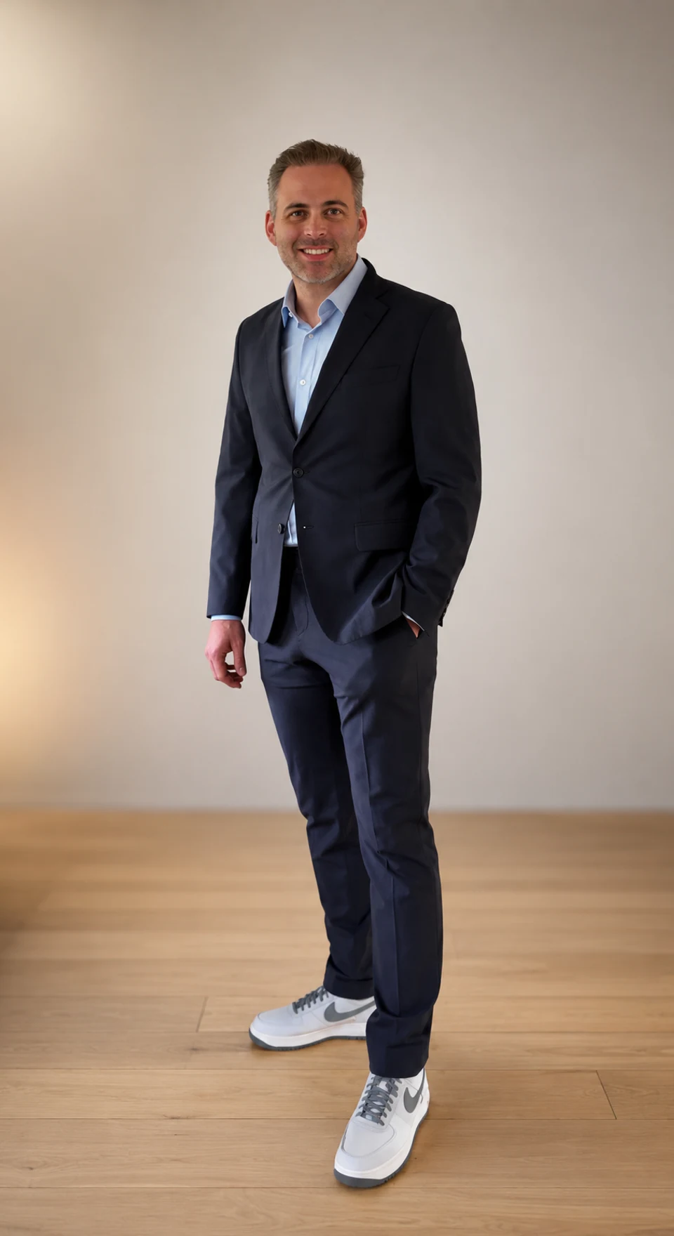 Ronald, helping founders avoid expensive mistakes and move faster, 22 years of building products, fintech, SaaS, apps and hosting